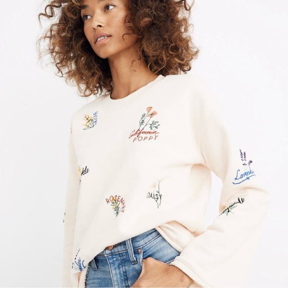 Madewell Sweaters - Madewell embroidered sweatshirt with flowers